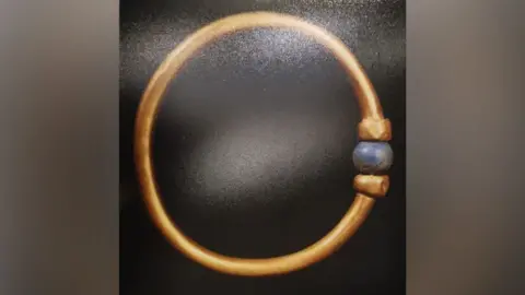 Ancient Egyptian Bracelet Stolen and Melted Down