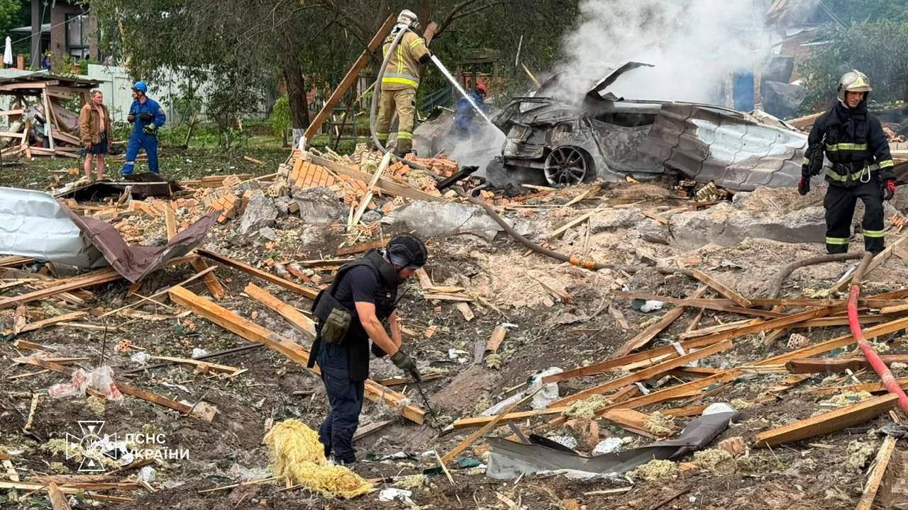 Russian Missile Strike Kills 10 at Drone Exhibition Near Kyiv, 100 Injured