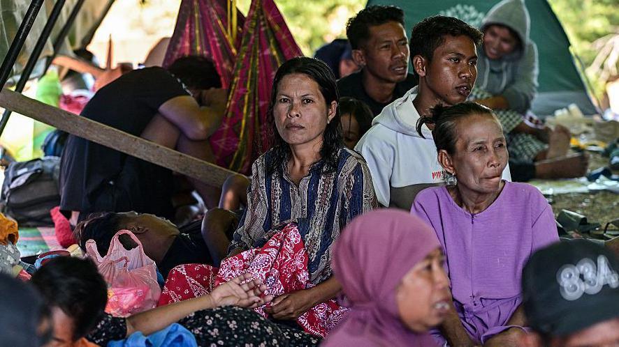 Fears of Starvation Mount as Aid Stalls in Indonesia’s Flores After 7.7 Earthquake