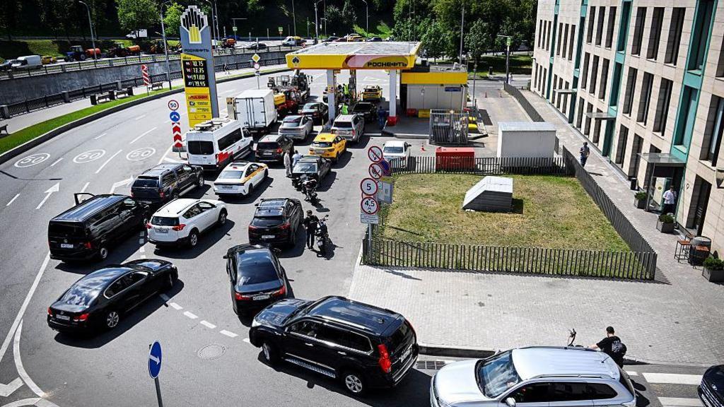 Fuel Shortages in Moscow Signal a Shift in Putin’s War Strategy?