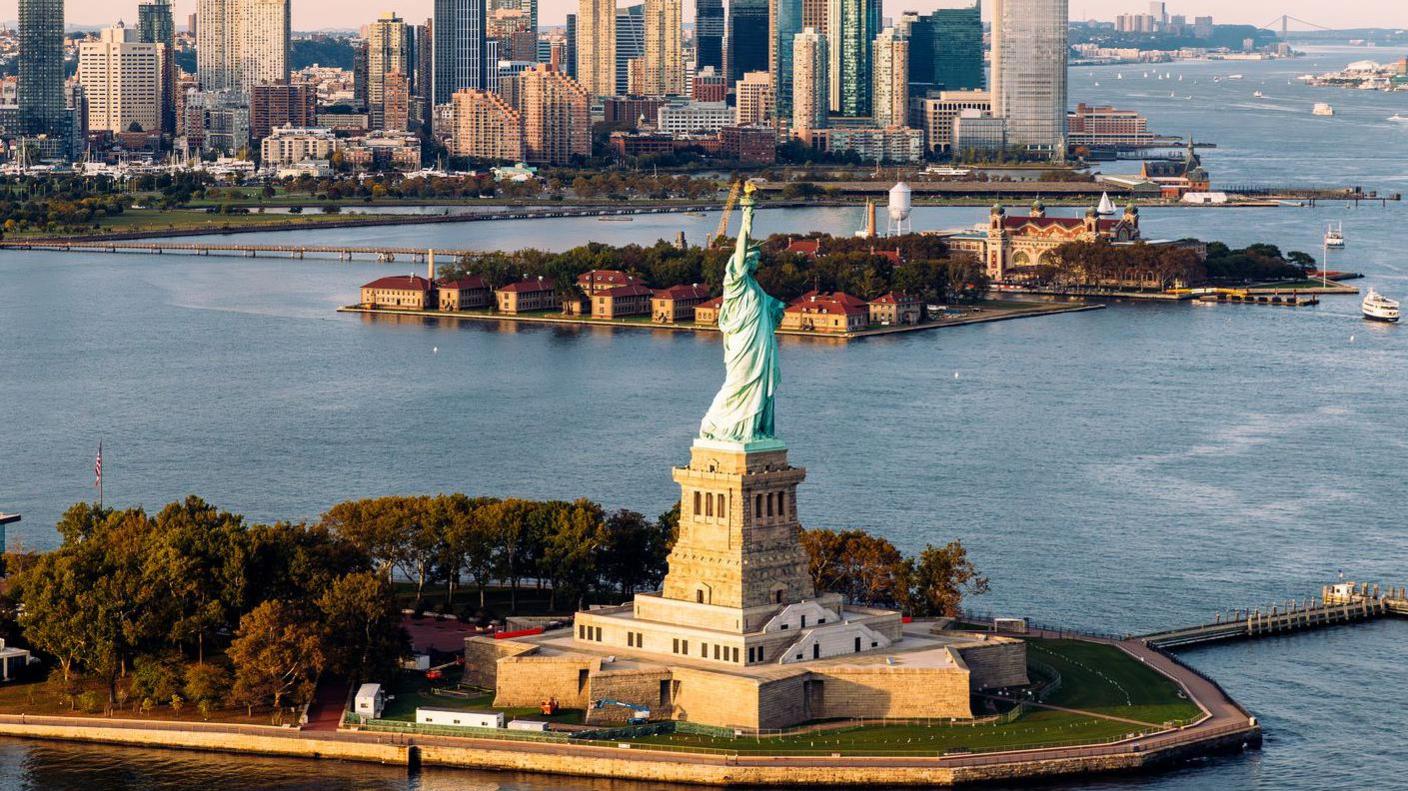 Boat capsizes near Statue of Liberty: Woman and infant killed; operator arrested