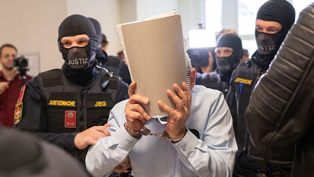 Austrian Court Convicts Ex‑Syrian Intelligence Chief for Torture and Sexual Abuse