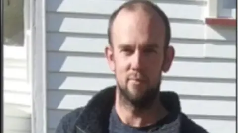 Tragic End for New Zealand Father on the Run with Children