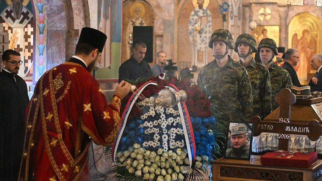 Thousands gather in Belgrade for funeral of convicted war criminal Ratko Mladić