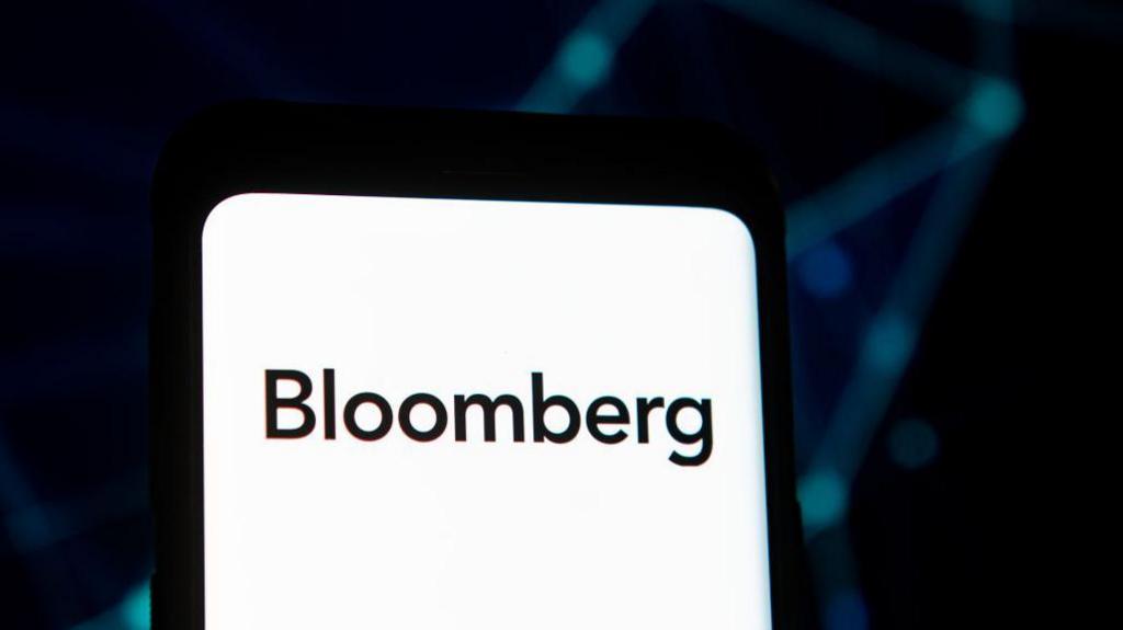Bloomberg Ordered to Pay $356,000 to Singapore Ministers After Defamation Ruling