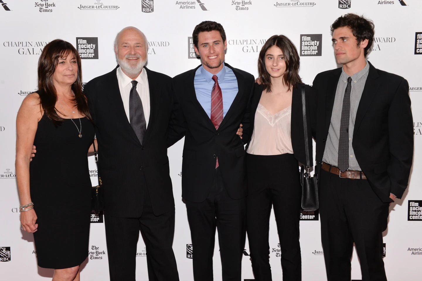 Tragic Deaths of Rob Reiner and His Wife in Los Angeles Investigation