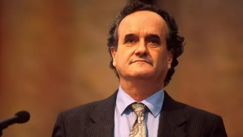 Farewell to Sir Mark Tully: The Iconic Voice of India