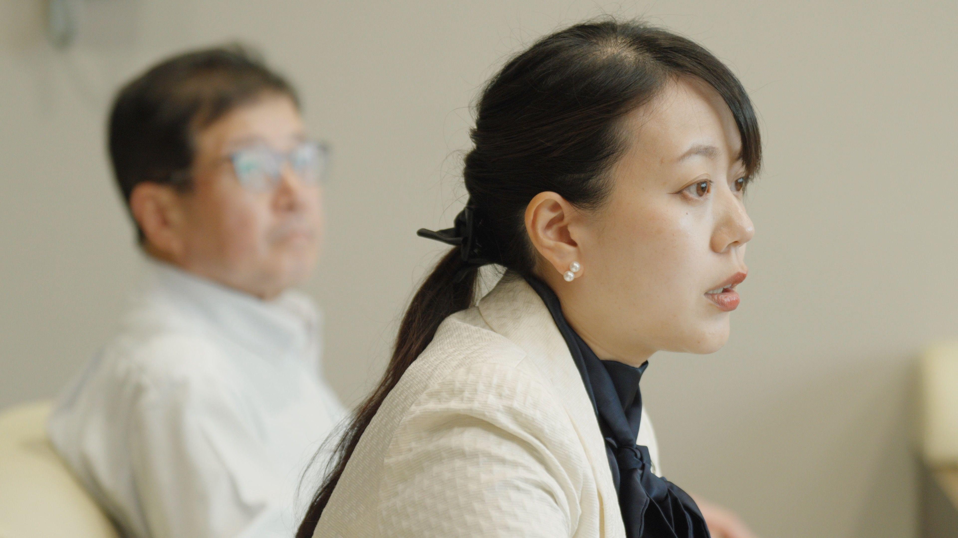 Japanese Mayor Breaks Barriers: First Female Leader to Take Maternity Leave