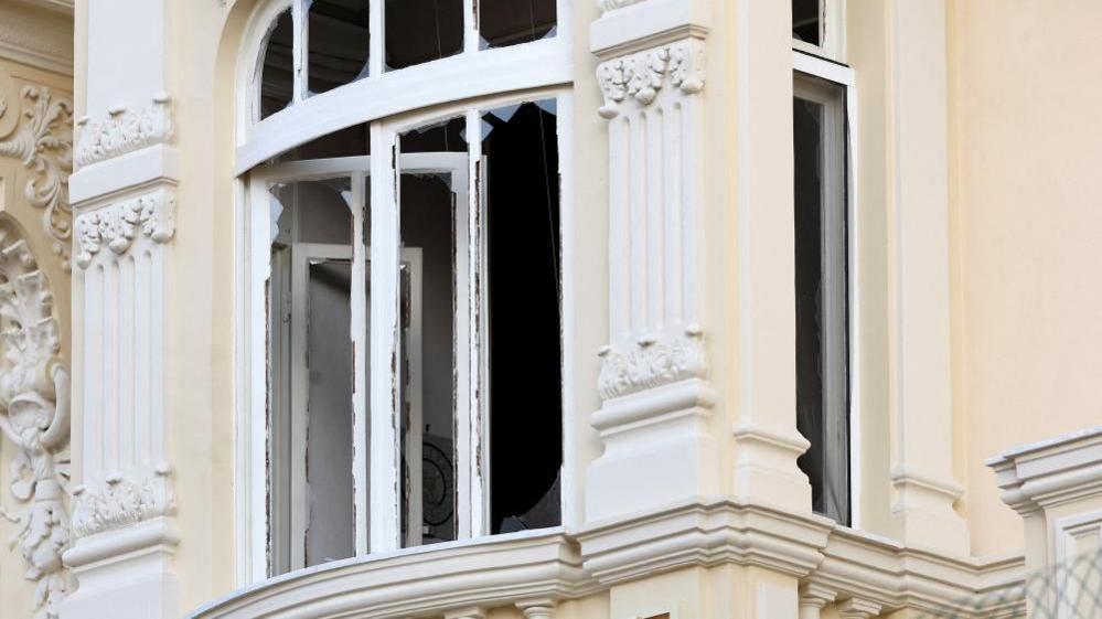 Manhunt Across France After Parcel Bomb Hits Ukrainian Oligarch in Monaco