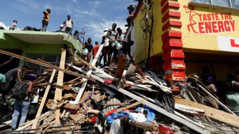 Hurricane Melissa's Aftermath: Jamaica Struggles as Death Toll Climbs