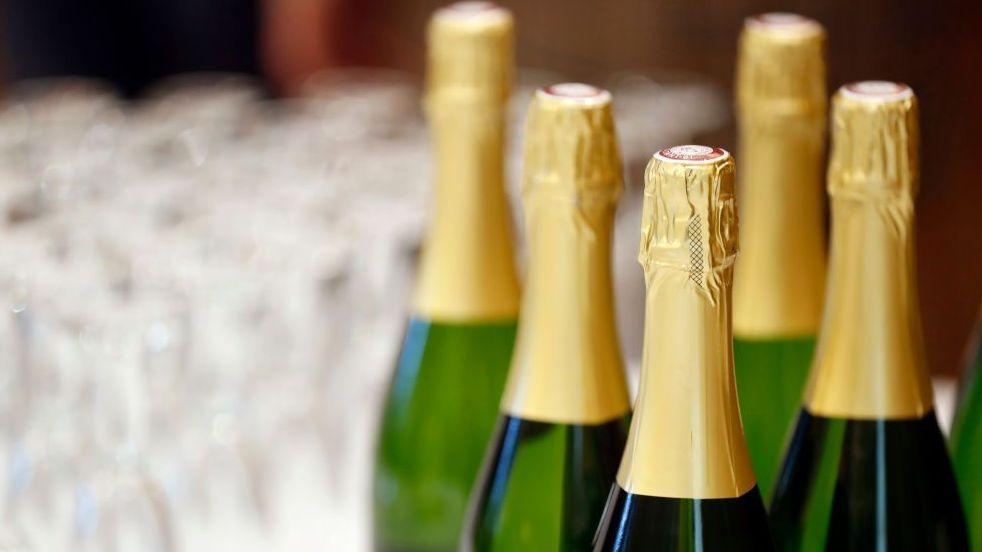 Champagne's New Strength: Heat‑Induced 15% Alcohol from France's Record‑Heat Grape Harvest