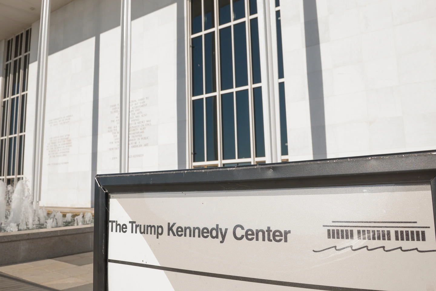 Trump Calls Judge Over Kennedy Center Closure “Anti‑Trump Hater”