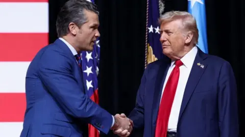 Trump Orders Pentagon to Ensure Troops Get Paid Amid Government Shutdown