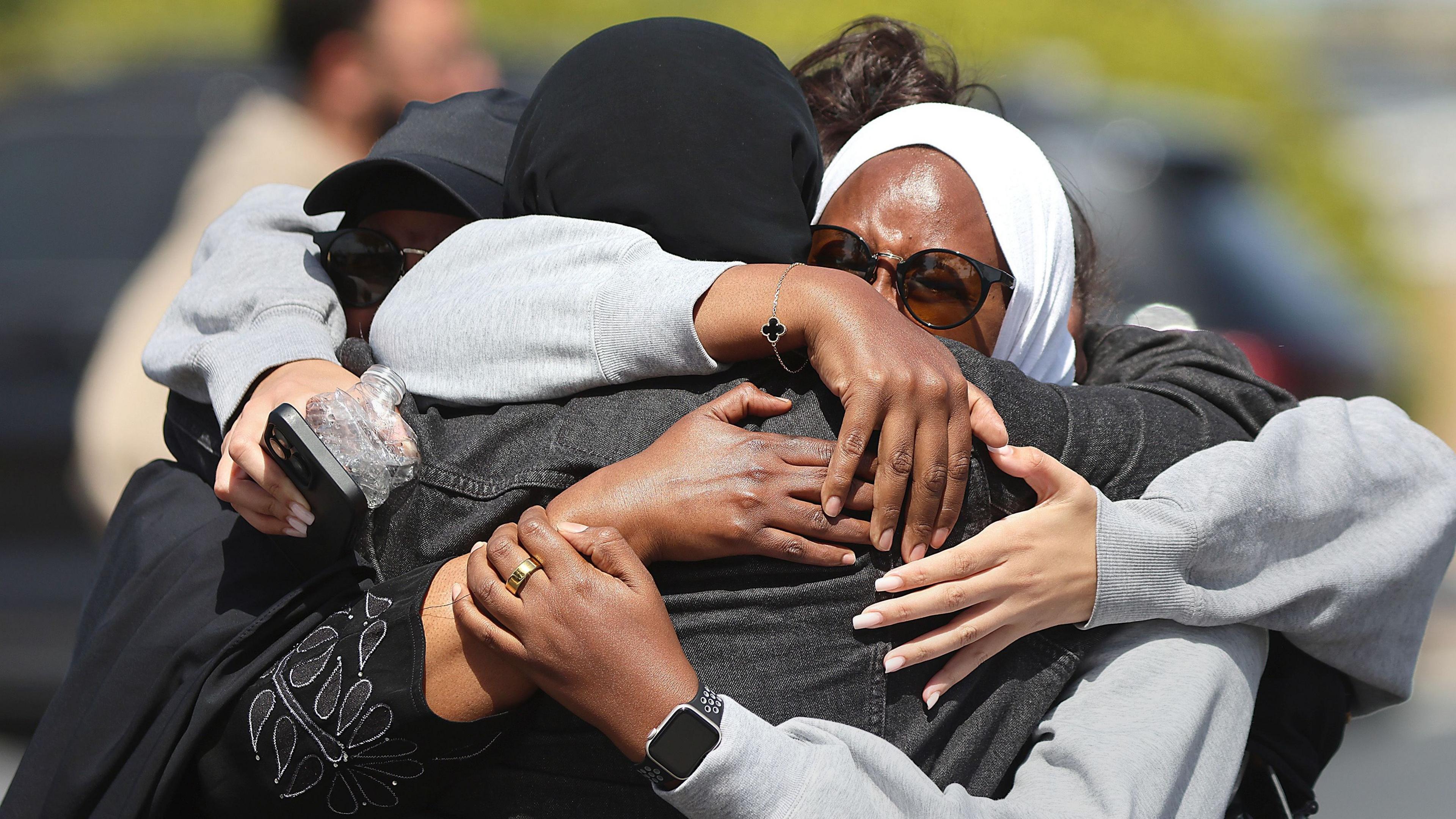 Teen Charged with Murder for Livestreaming San Diego Mosque Attack