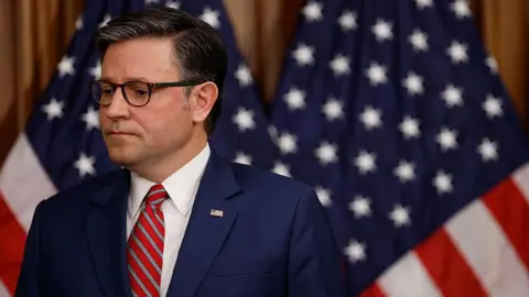 House Vote Looms to End US Government Shutdown