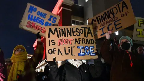 Minneapolis Protests Erupt Following Fatal Shooting by ICE Agent