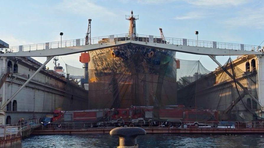 25 People Die in Fire on Liberian-Flagged Cargo Ship Docked in Qingdao