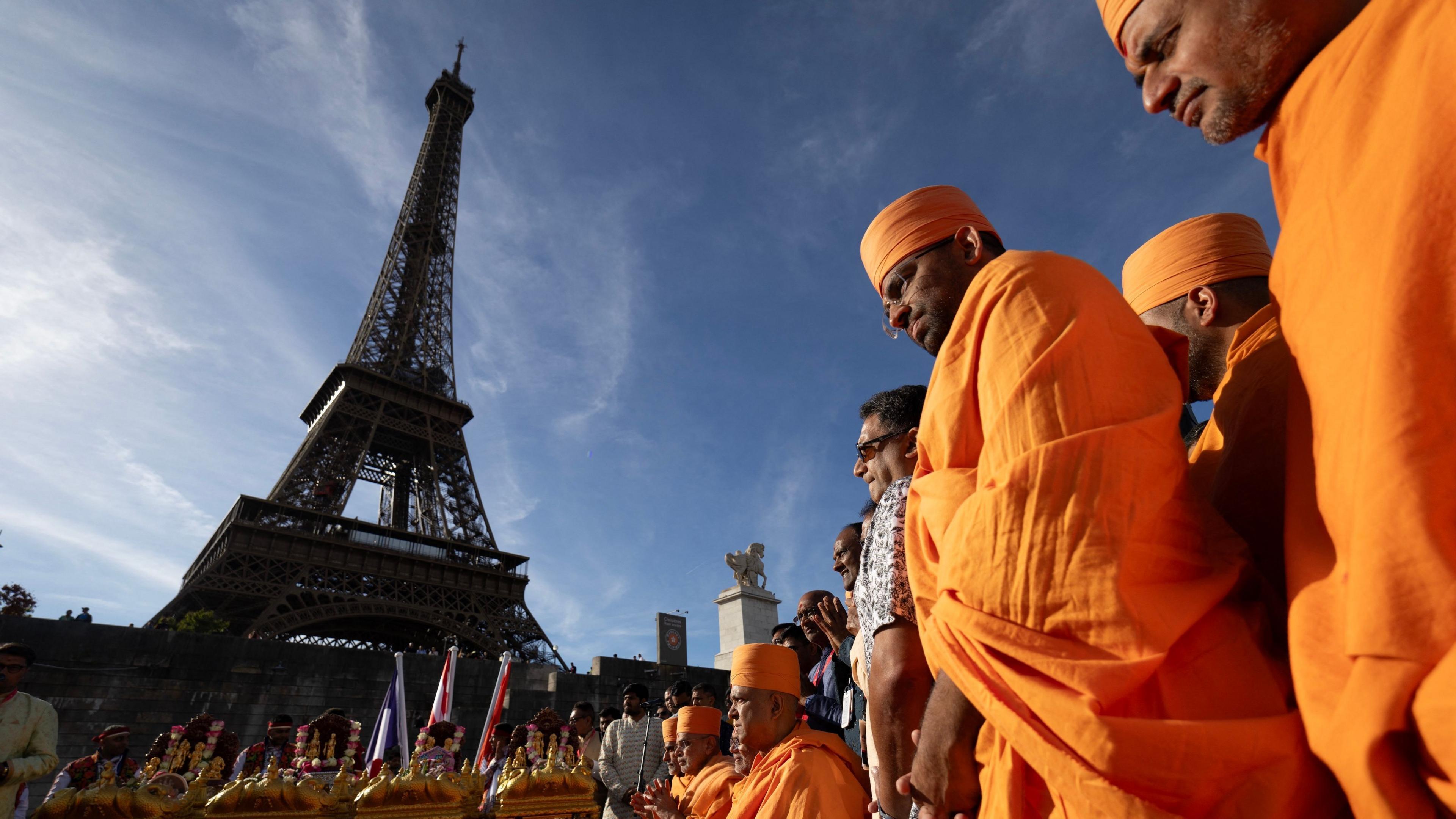 Eiffel Tower Investigation:
Female Staff Replaced by Men for Hindu Group Visit