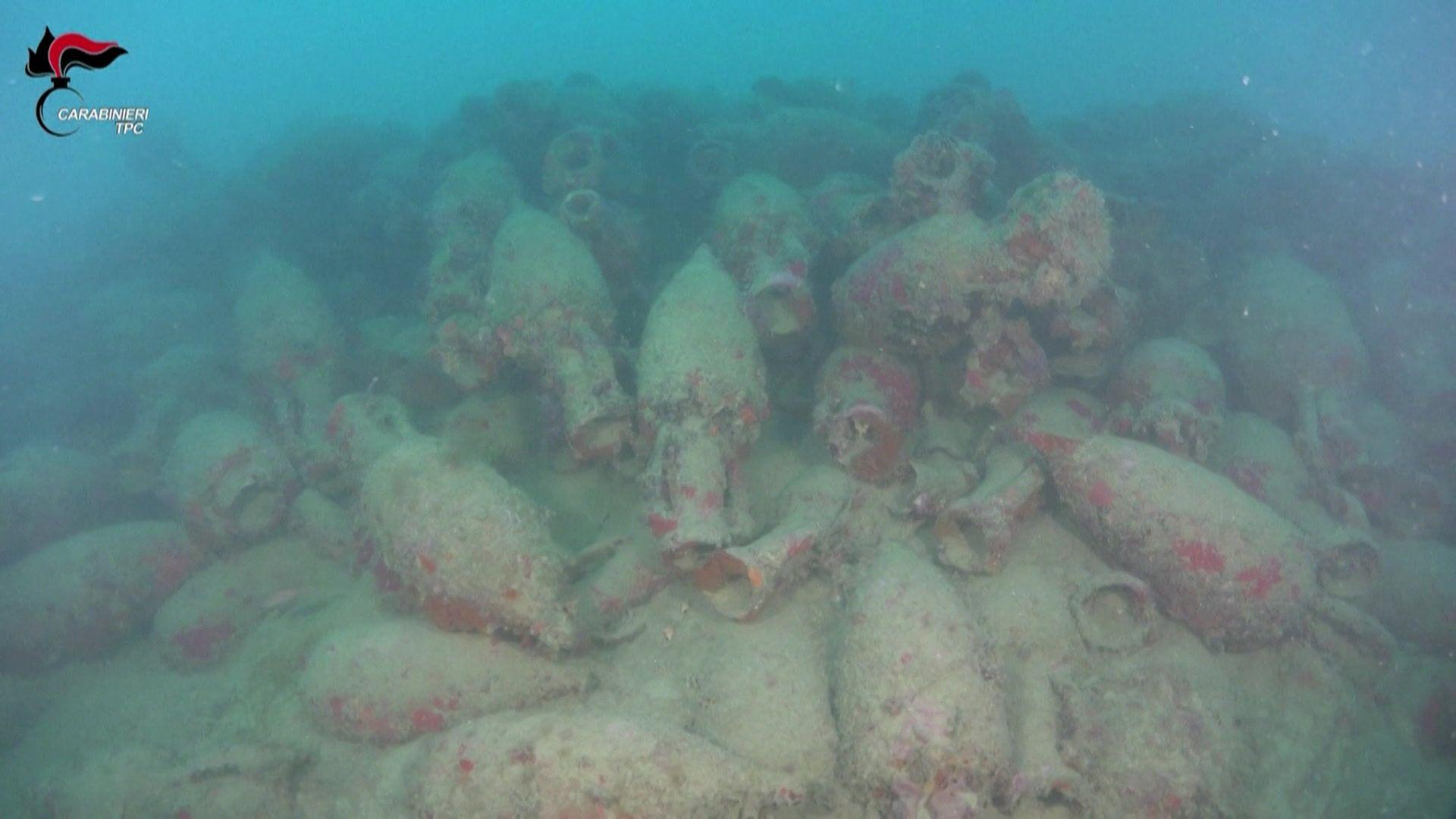Ancient Roman Shipwreck Unearthed Off Sicily: 2,000-Year-Old Cargo Holds Hundreds of Amphorae