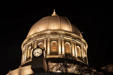 Kolkata's Nighttime Transformation: A Sparkling Heritage Revival
