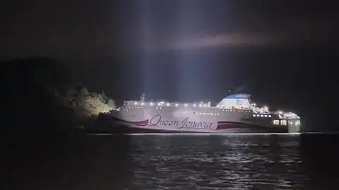 Emergency Rescue Efforts Save 246 Passengers from Grounded Ferry in South Korea