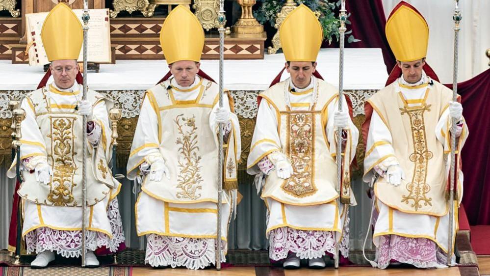 Four Traditionalist Bishops Ordained in Switzerland Amid Pope’s Schism Warning
