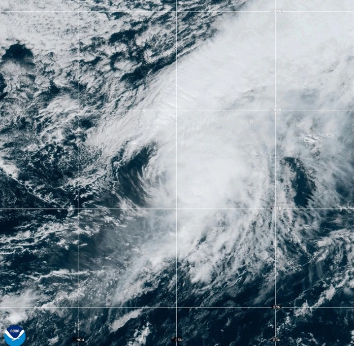 Hurricane Gabrielle to Strike Azores with Fierce Winds and Heavy Rain