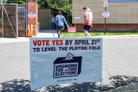 Virginia's Redistricting Move Promises Democratic Gains in Midterms