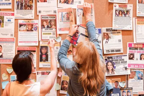 At CrimeCon: True‑Crime Fans Face Real Loss