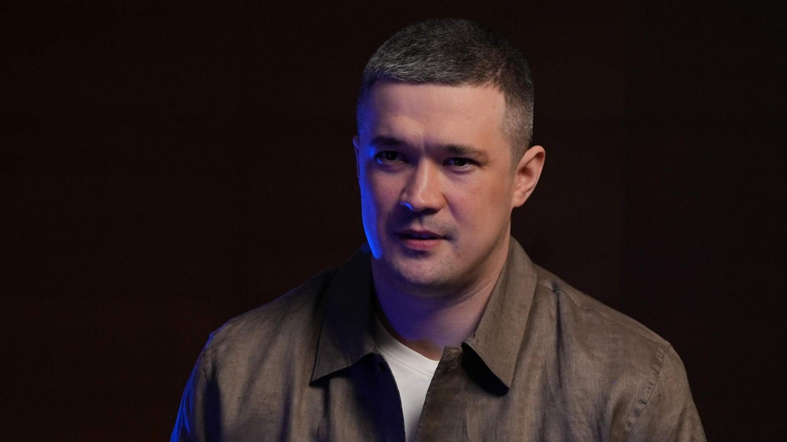 Sacked Ukrainian Defence Minister Urges Zelensky to Face Corruption Questions