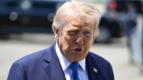 Trump Cancels US Envoys' Pakistan Visit Amidst Iran-Tensions