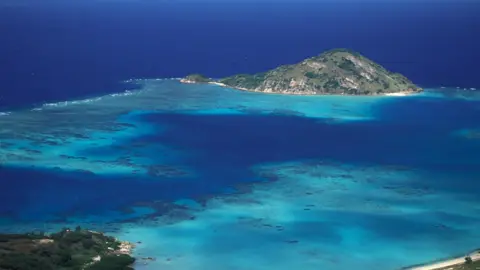 Tragic Death of Cruise Passenger on Lizard Island Sparks Investigation