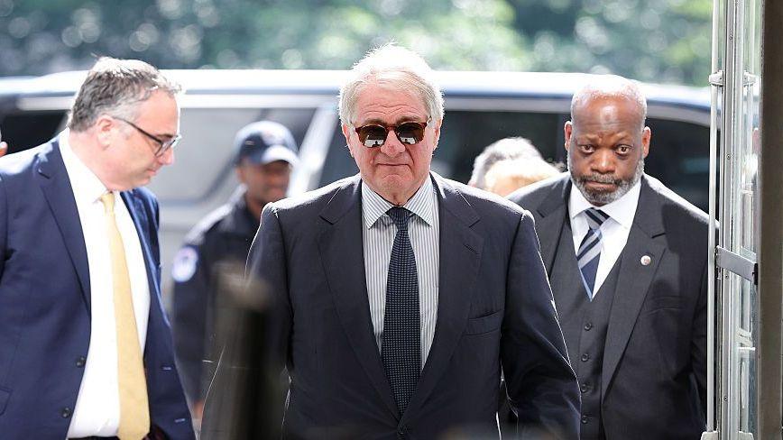 Leon Black Defies Congressional Summons and Suits the House Oversight Committee