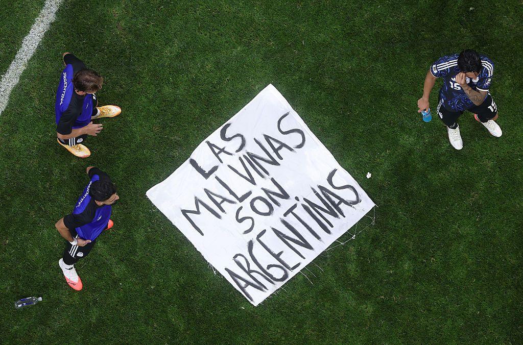 White House Defends Argentina Players' Falklands Banner, Sparking Diplomatic Storm