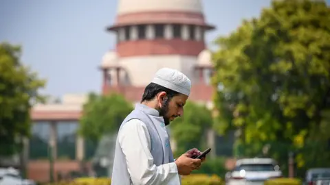 Supreme Court of India Halts Key Changes to Controversial Waqf Law