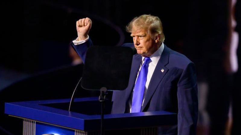 Trump Promises $5,000 Dividend for Every Adult If Republicans Win Mid‑Terms