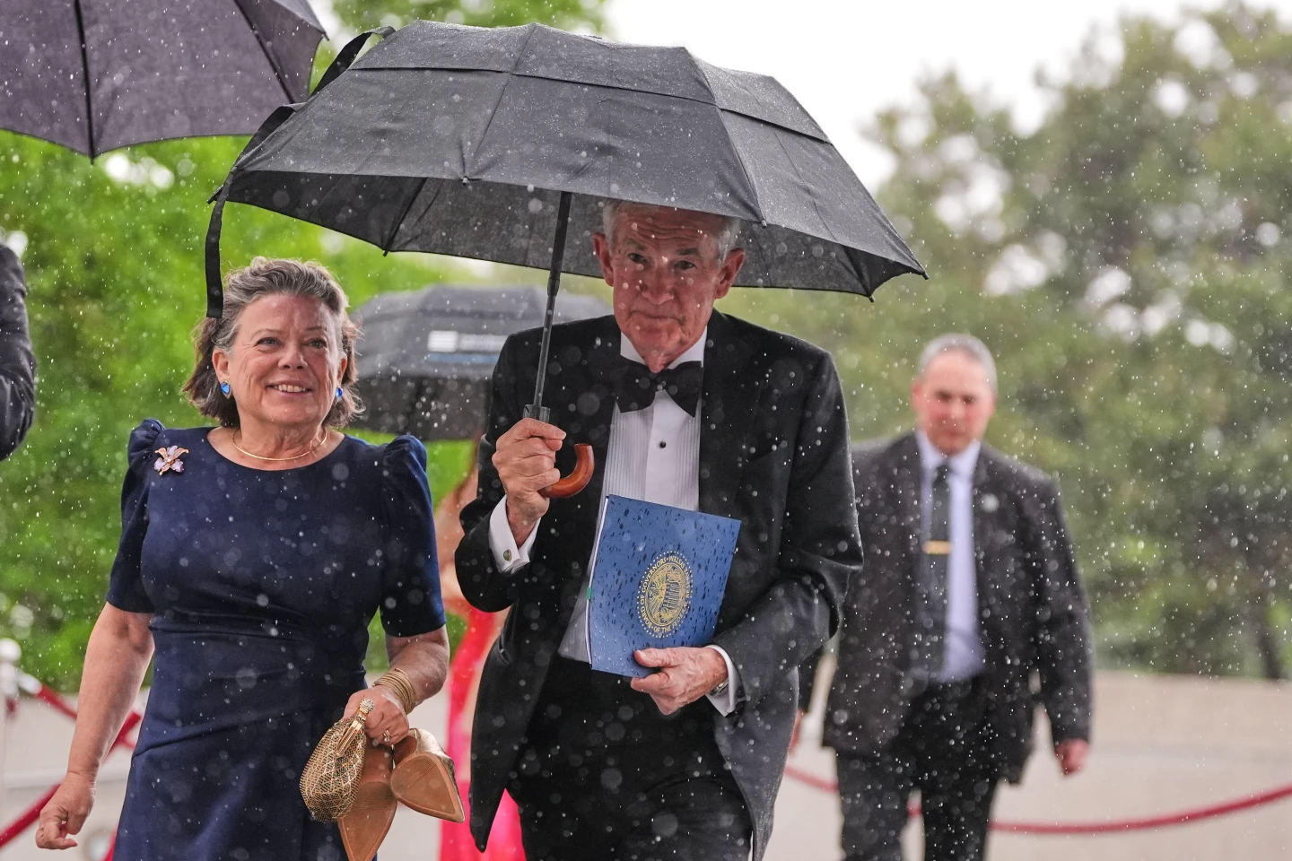 Former Fed Chair Jerome Powell Honored for Safeguarding Independence