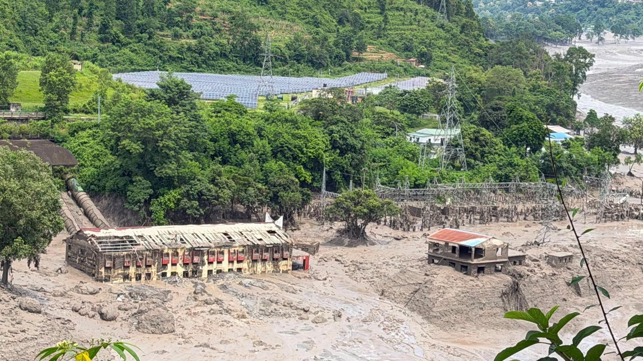 18 Lives Lost as Flash Flood Devastates Nepal‑Tibet Border