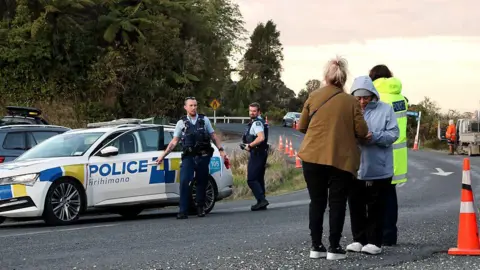 Fugitive New Zealand Father's Family Issues Sincere Apology Following His Death