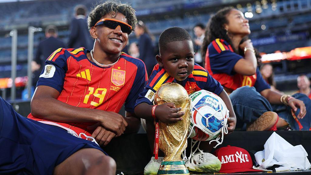 World Cup Champion Lamine Yamal Celebrates Victory With His 3‑Year‑Old Brother