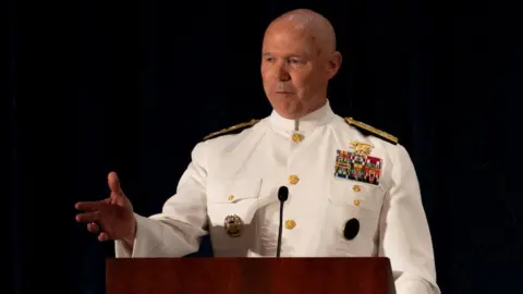 Admiral Testifies on US Military Strike Controversy: No 'Kill Them All' Order Given