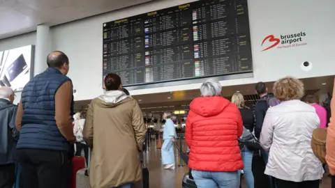 Cyber Attack Causes Ongoing Travel Chaos at European Airports