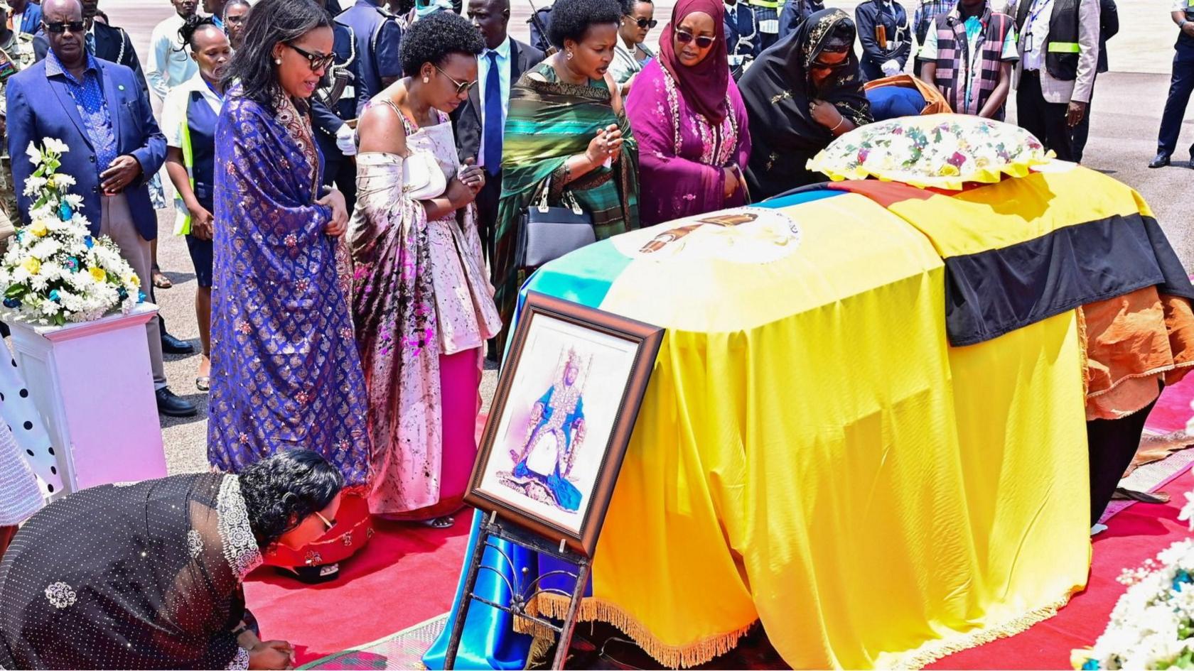 Oyo Nyimba Kabamba Iguru Rukidi IV: From Global Crown to Ugandan Home