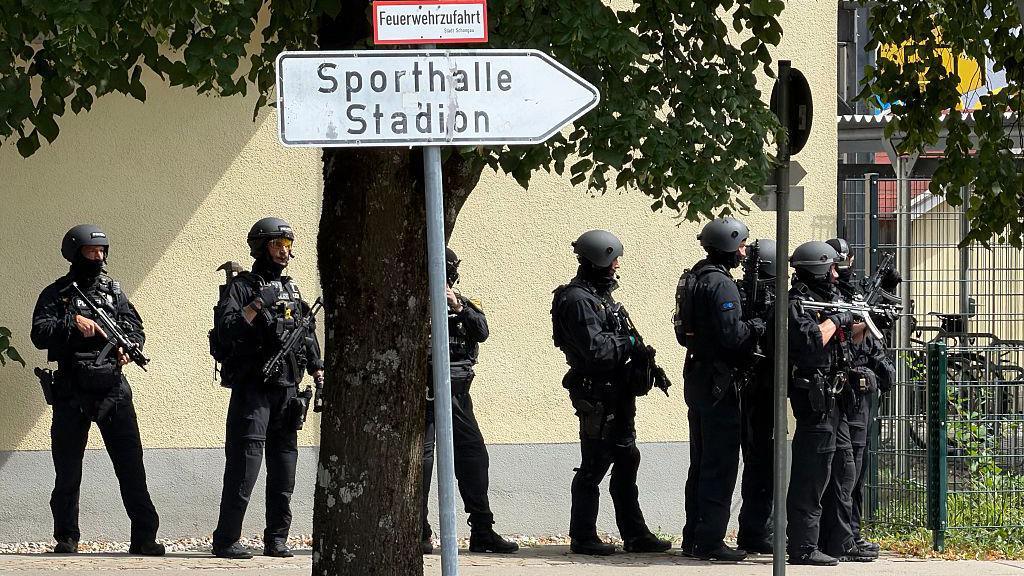 Teenager Arrested After Two Girls Seriously Injured in German School Attack