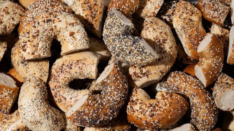 Trader Joe’s Seasoning Banned in Singapore and South Korea Over Poppy‑Seed Controversy