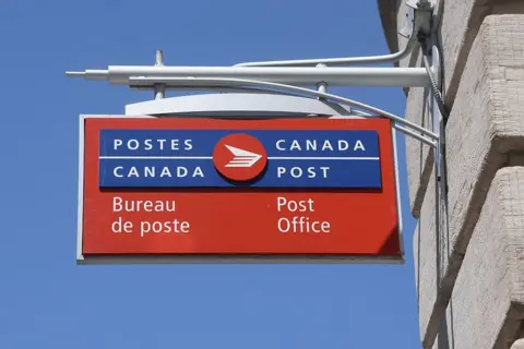 Canada's Postal Workers Stage Nationwide Strike Amid Reform Controversy