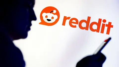 Reddit Challenges Australia's New Social Media Ban for Minors