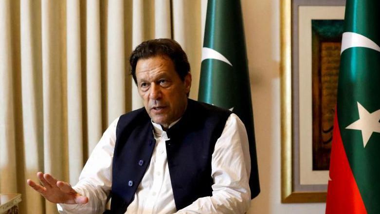 Pakistan Supreme Court Orders Hospital Transfer for Imran Khan, Citing Health Concerns