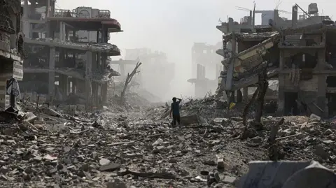 Israel Receives Body Claimed by Hamas as Victim of Gaza Hostage Crisis