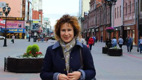 UK Citizen Julia Fenner Released in Belarus Prisoner Exchange
